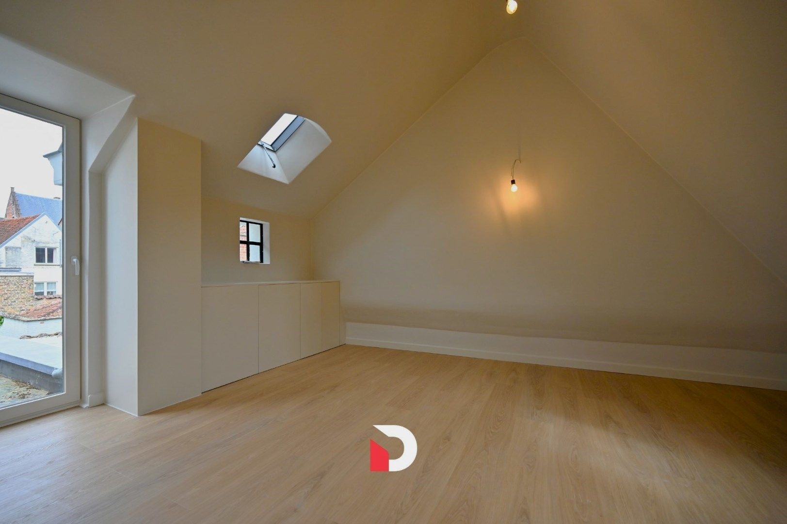 Luxueus gerenoveerde stadswoning in centrum Brugge foto 23