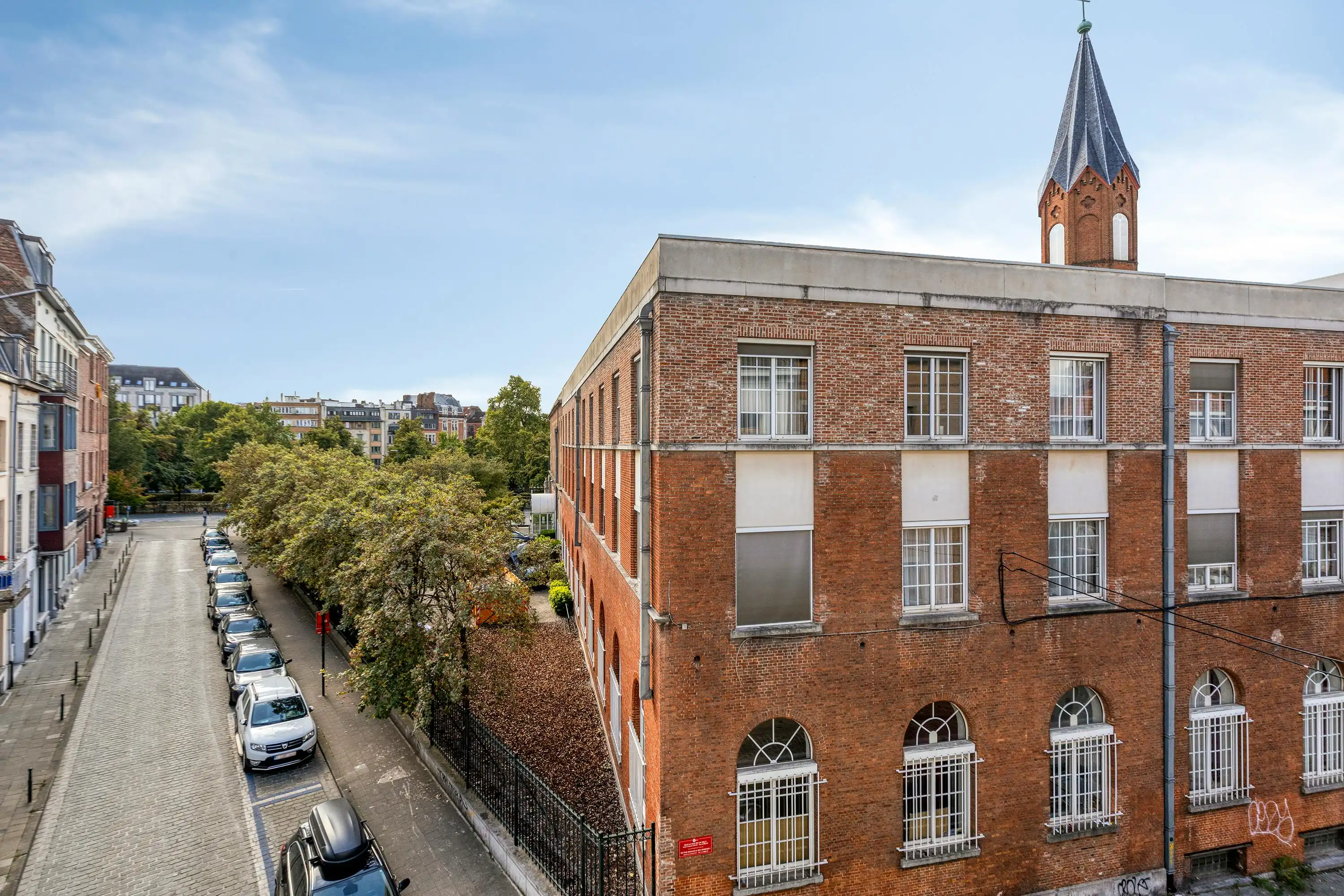 Duplex te koop met casco verdieping | Remblaistraat foto 9