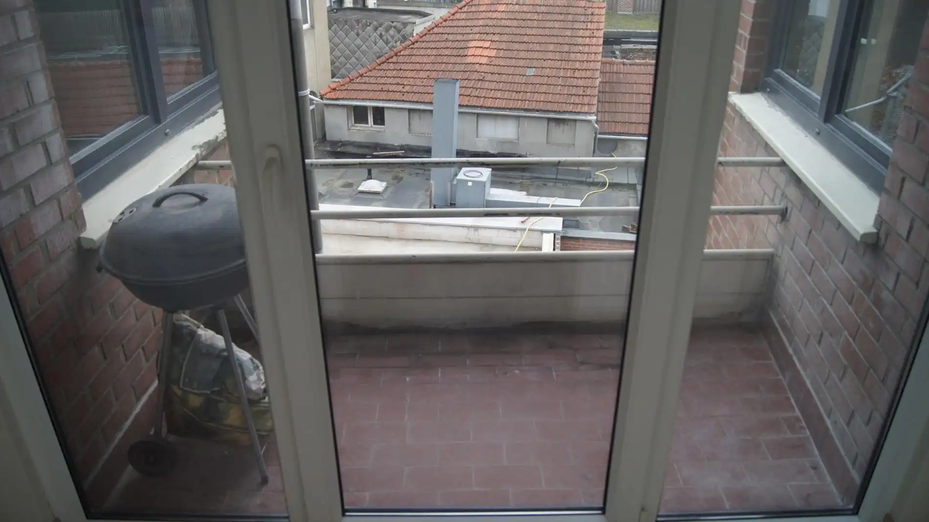 App. met 2 slpks, terras en lateraal zicht op Grote Markt foto 9