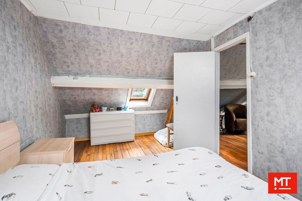 Halfopen woning in de dorpskern van Beselare foto 13