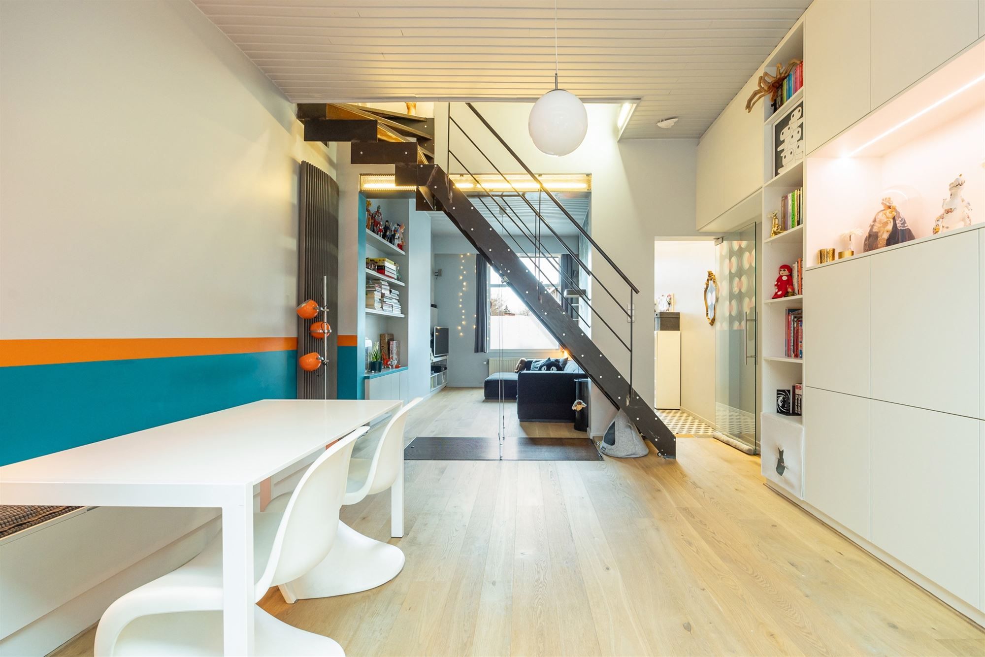 Instapklare gezinswoning met drie slaapkamers en tuin foto 2