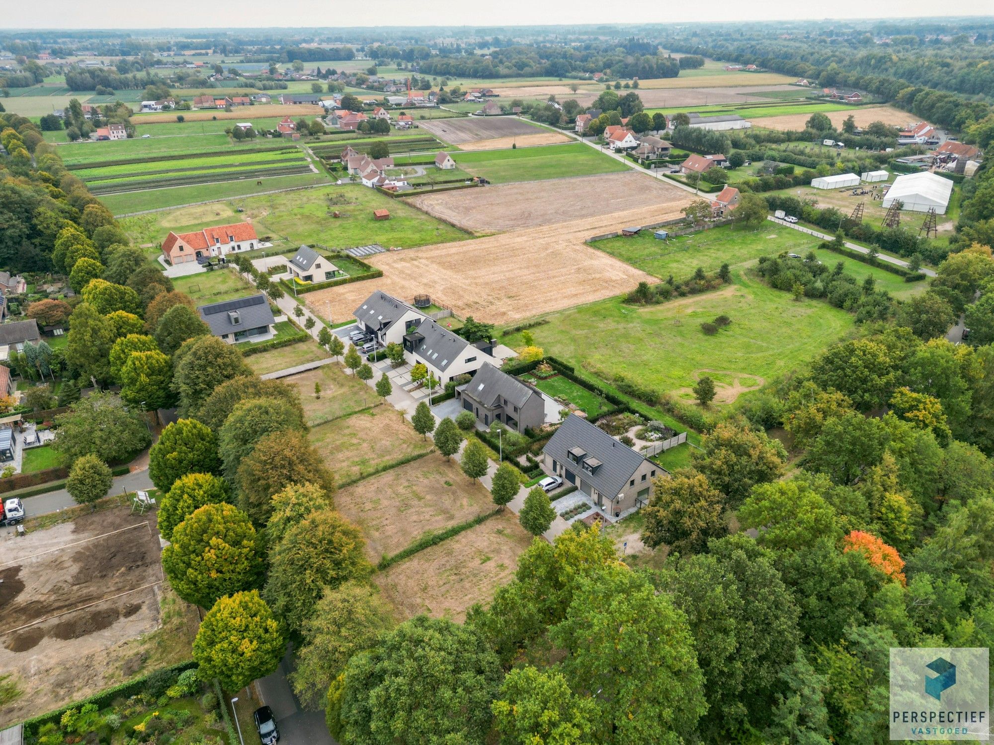BEN-woning:  Volledig en kwaliteitsvol afgewerkte Pastoriestijl - nieuwbouw met Zuidgerichte tuin te Beernem foto 2