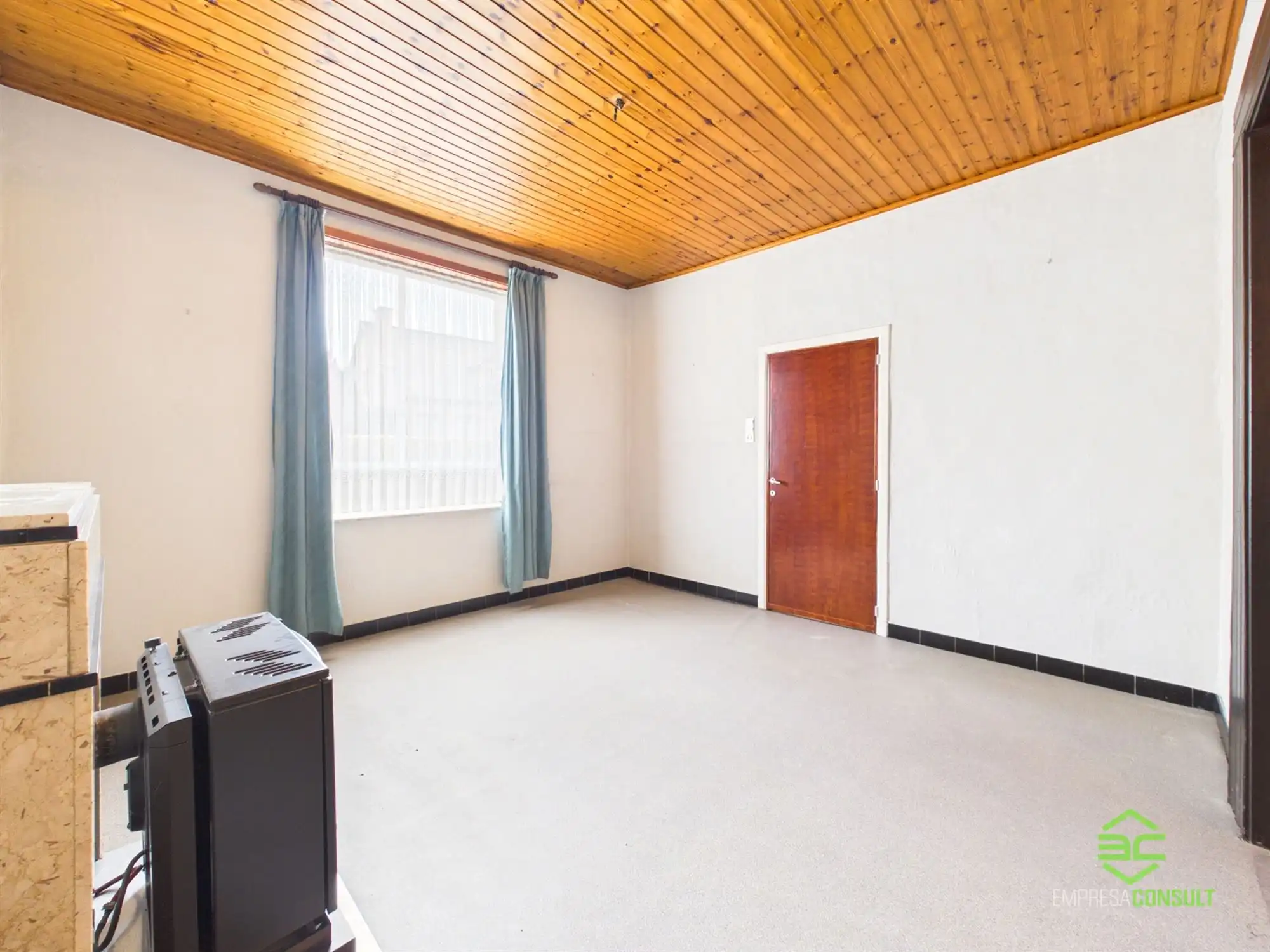 Centraal gelegen te renoveren woning in Kortenbos! foto 7