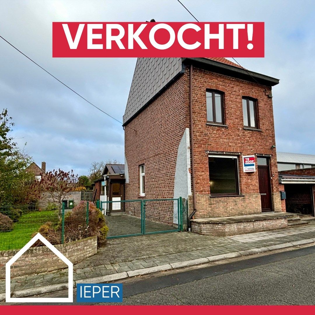 Hoofdfoto van de publicatie: Centrum Ieper, te renoveren alleenstaande woning. Opp: 311m².