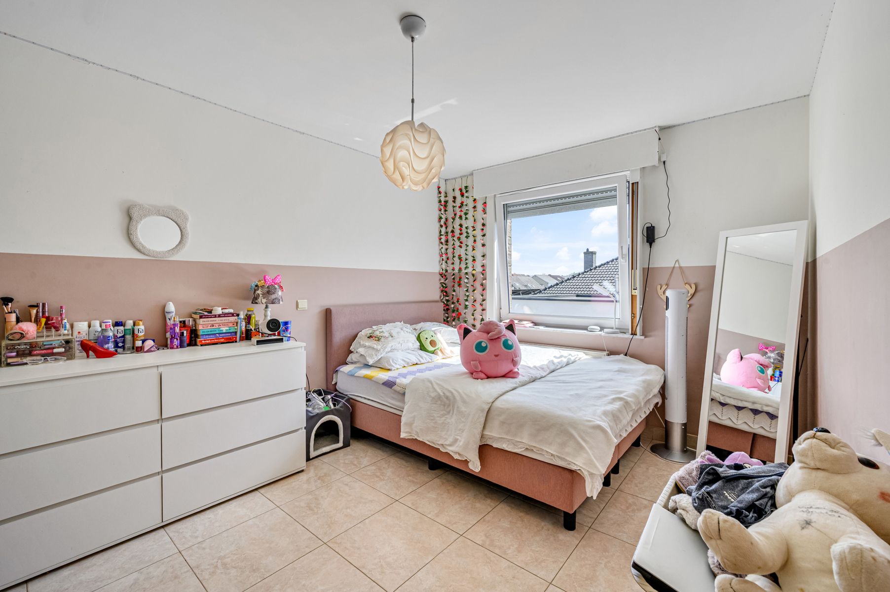 Instapklare luxewoning met 4 slkms en tuin. foto 11