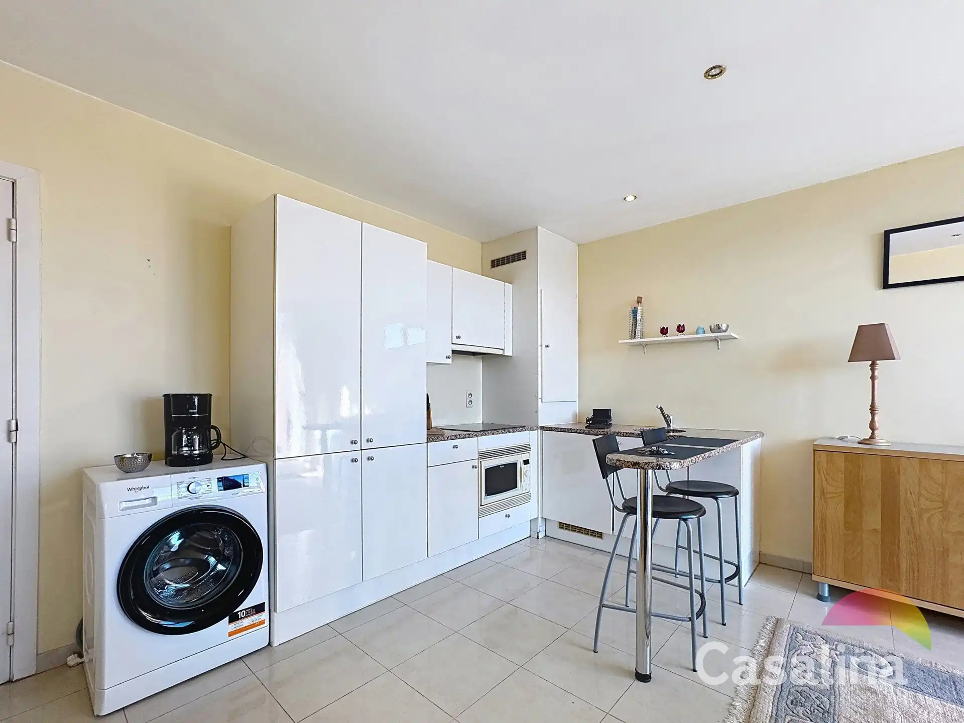📢 Gemeubeld Appartement met 1 Slaapkamer + Terras + Parking foto 4