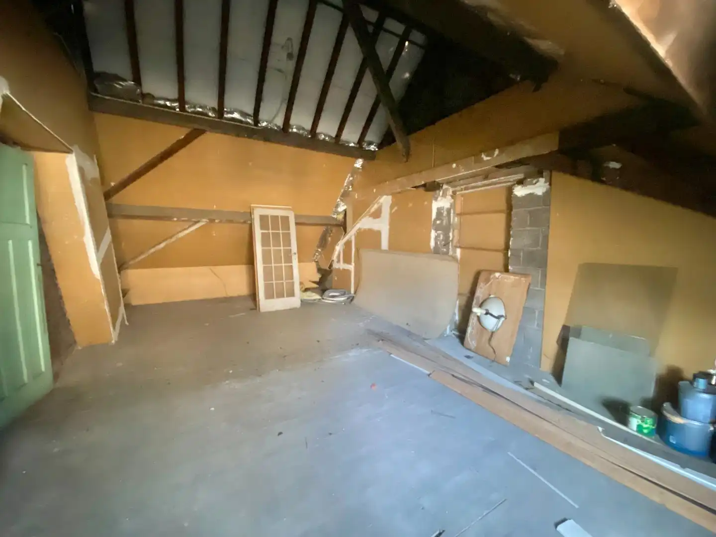 RUIM HANDELSPAND MET TAL VAN MOGELIJKHEDEN OP CENTRUM LOCATIE foto 27