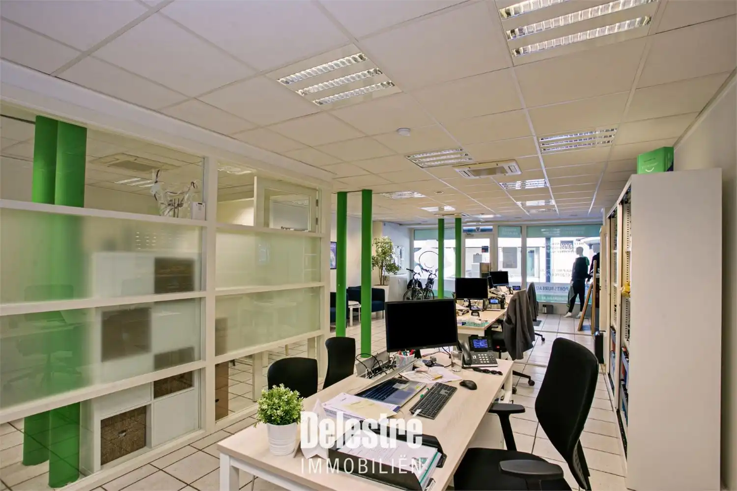 Verhuurde commerciële investering op topligging in het centrum van Asse foto 7