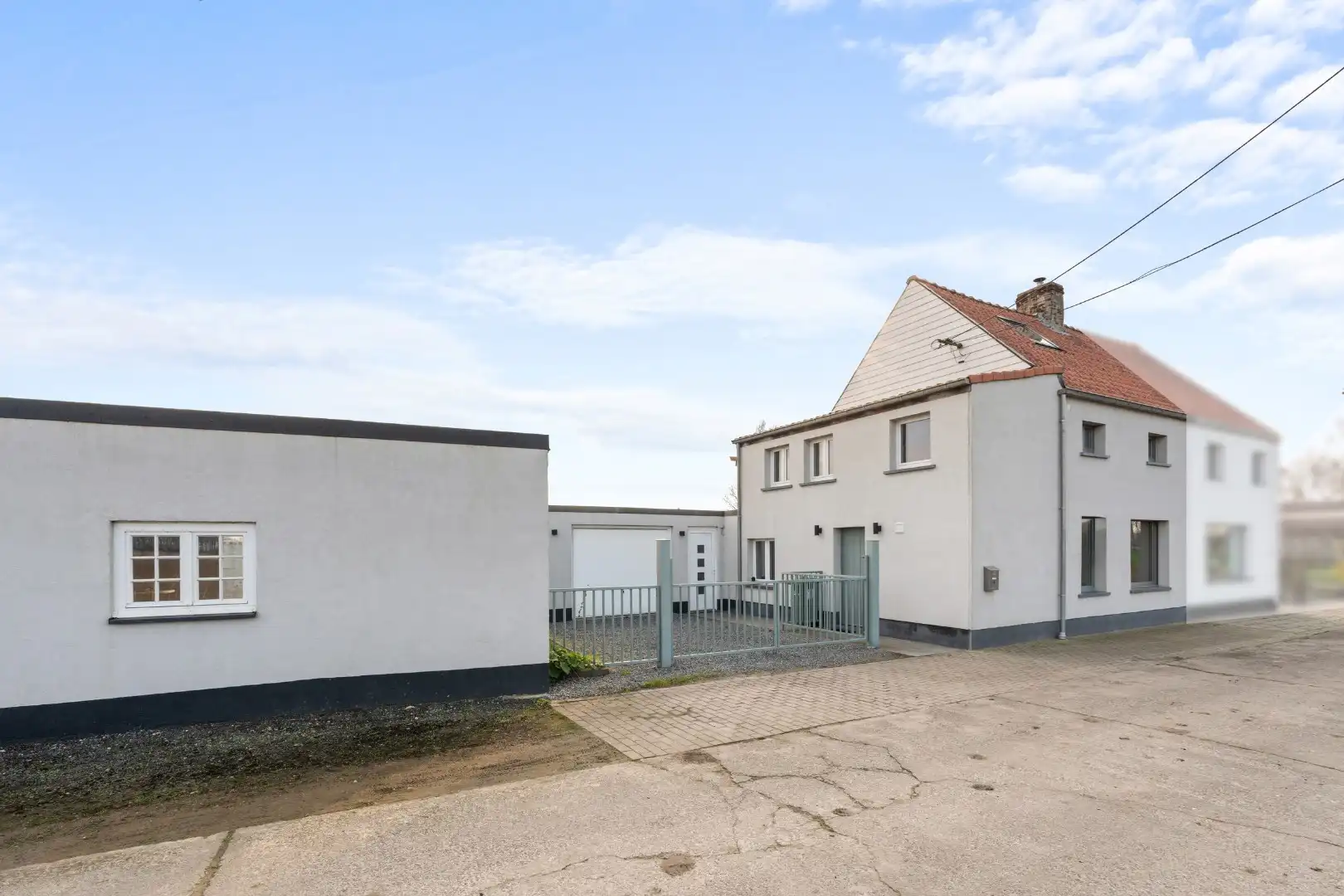 Instapklare halfopen woning te huur in het landelijke Lapscheure met prachtig open zicht op de velden foto 23