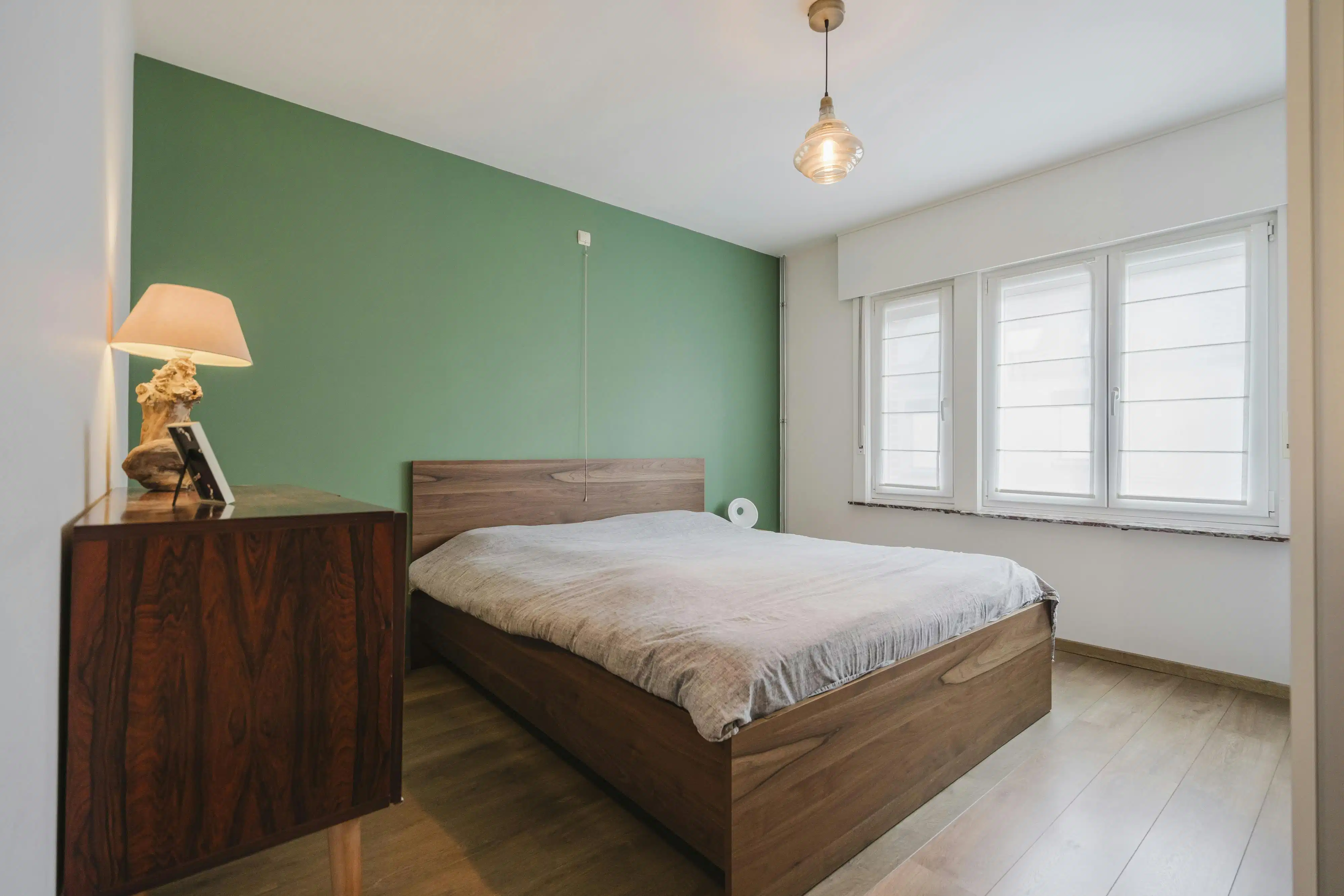 Instapklaar huis met 3 slaapkamers en tuin te koop in Wevelgem! foto 14