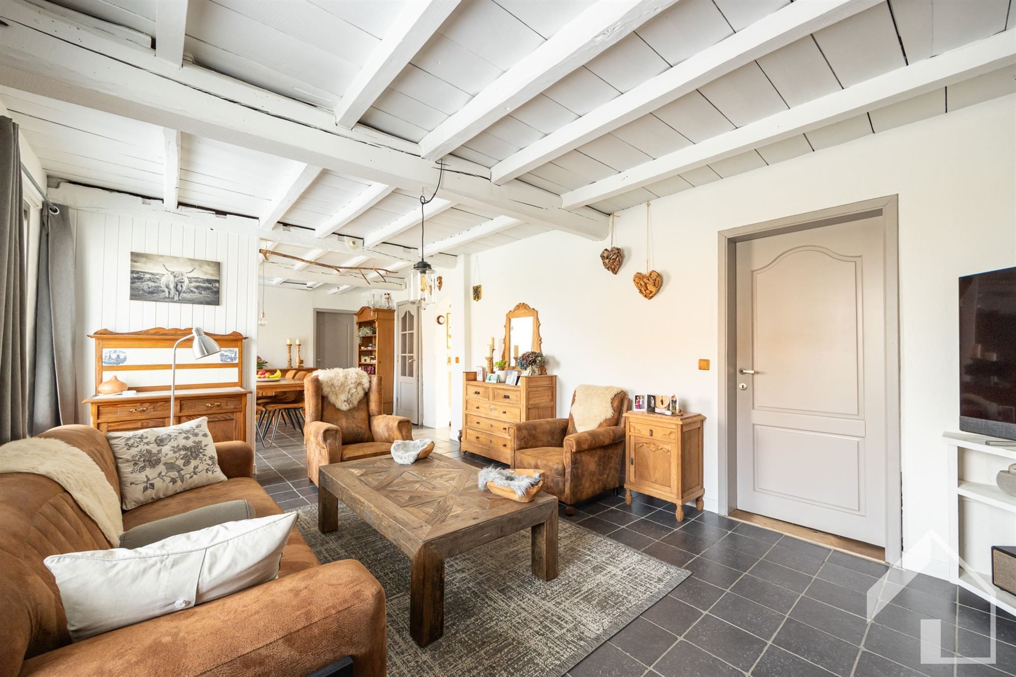 Gezellige woning met 1 slaapkamer op een perceel van 1192m2 foto 3