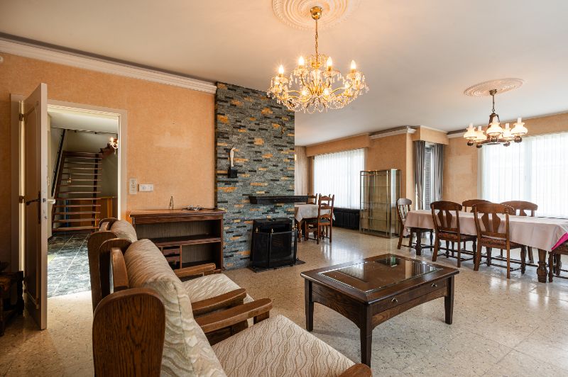Zeer degelijke woning met veel potentieel foto 10