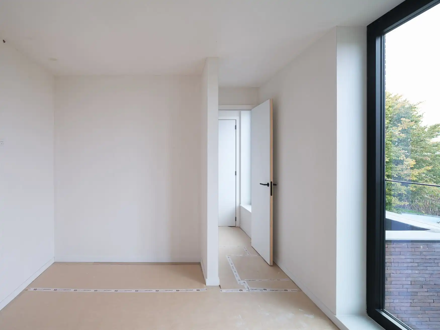 Moderne nieuwbouwwoning met schitterend zicht foto 11