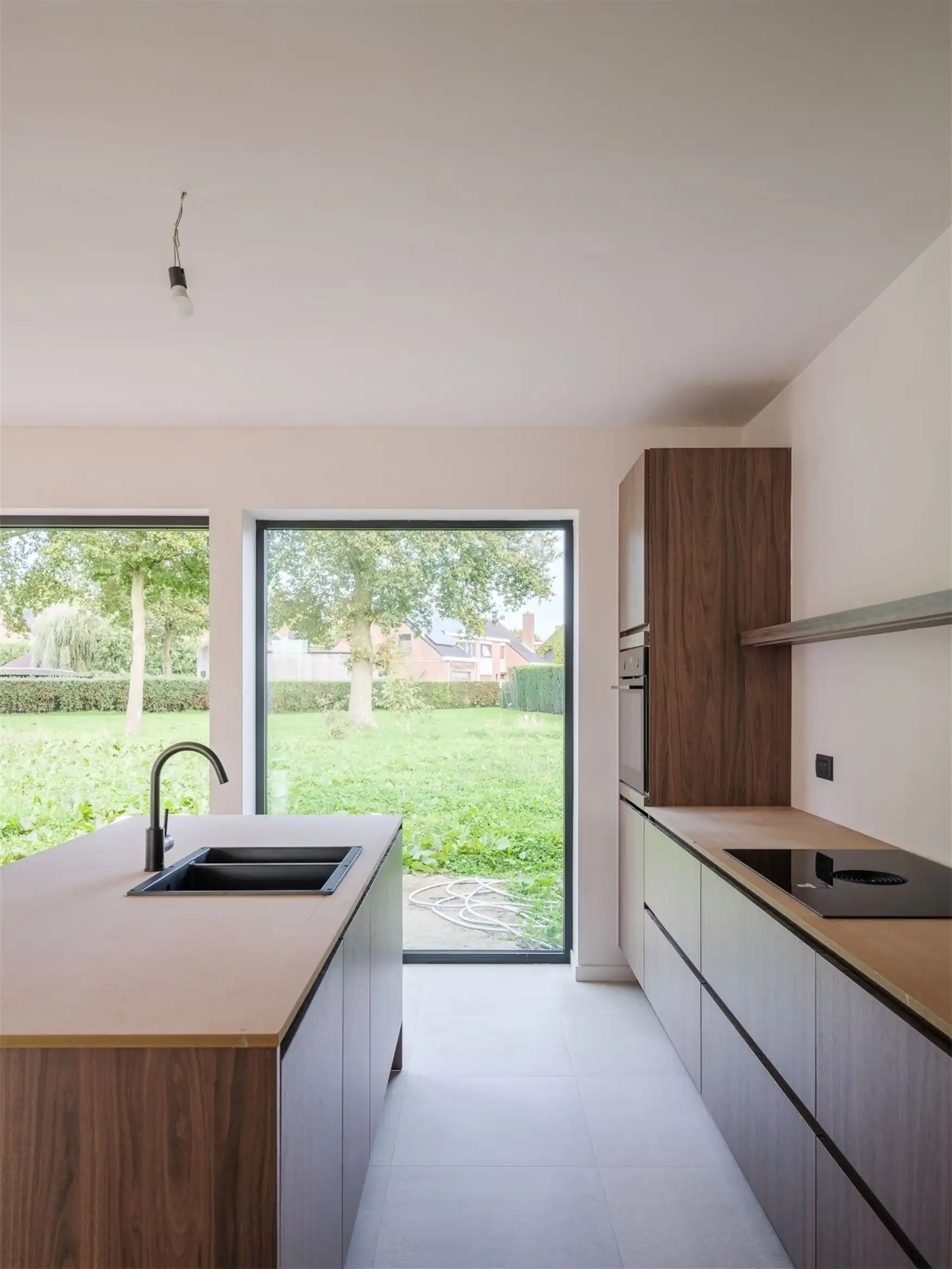 Moderne nieuwbouwwoning met schitterend zicht foto 11
