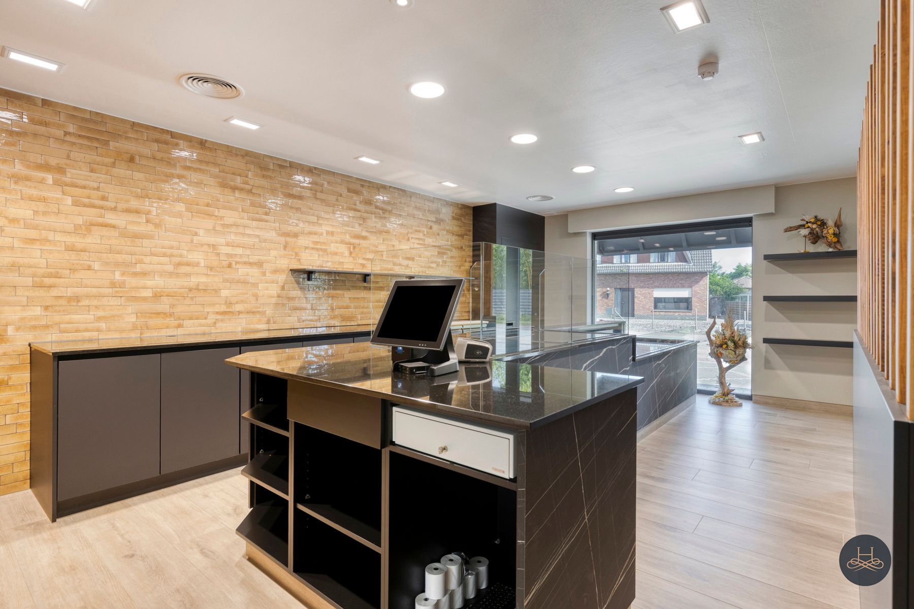 Hyperuitgeruste woning & broodjeszaak te Begijnendijk foto 11