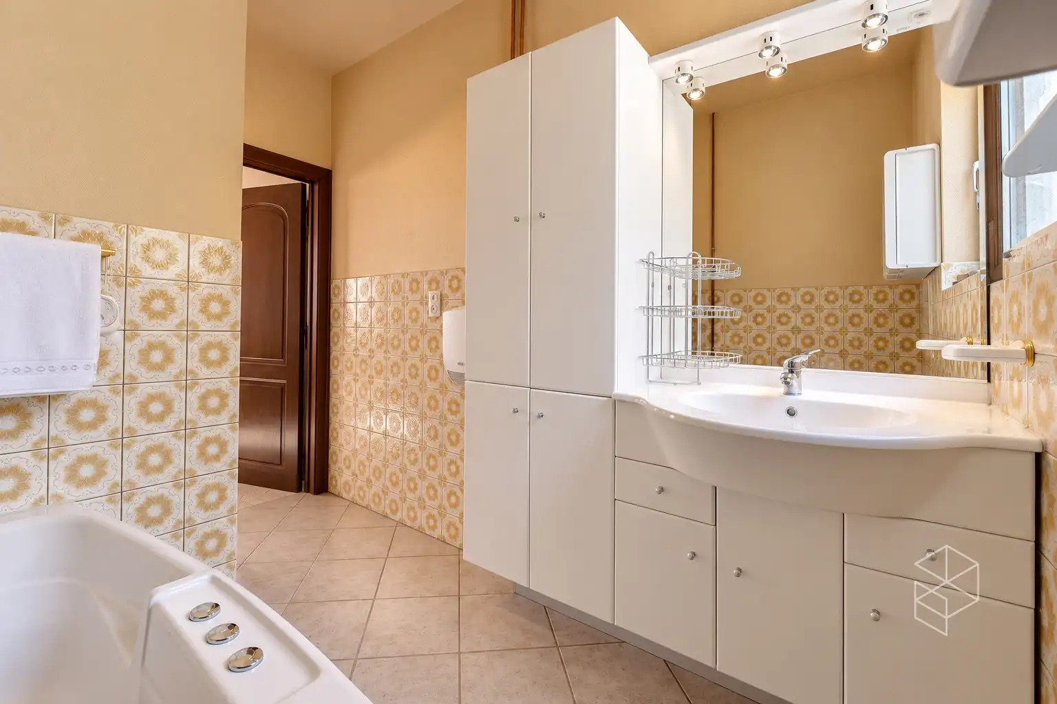 Rustig gelegen gelijkvloerse woning met royale woonoppervlakte foto 13