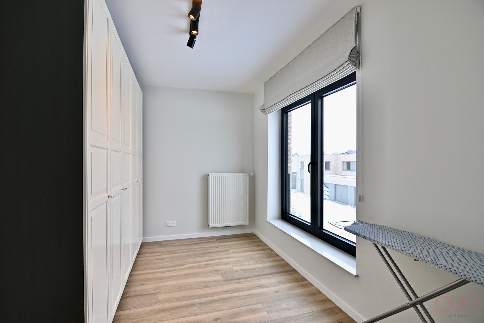 Instapklare halfopen bebouwing uit 2020 in Tongerse stadsrand. foto 16