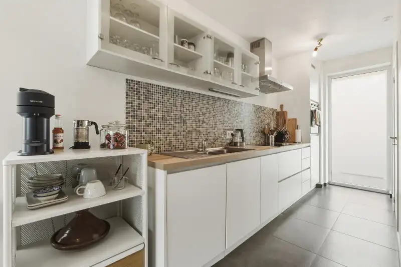 Recente halfopen woning met garage  te Heule foto 7