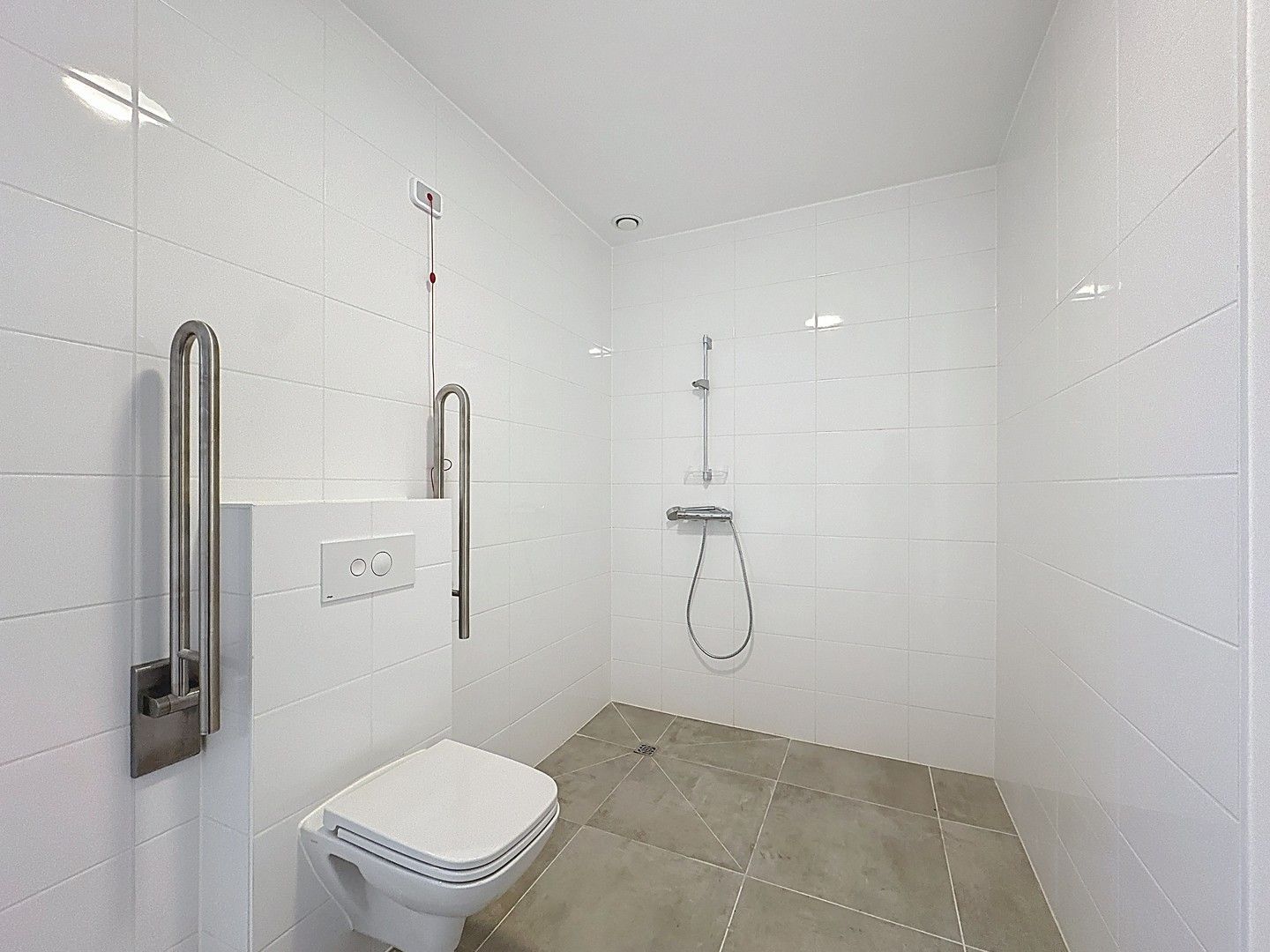 Welgelegen nieuwbouw assistentiewoning in hartje Oostduinkerke-dorp. foto 7