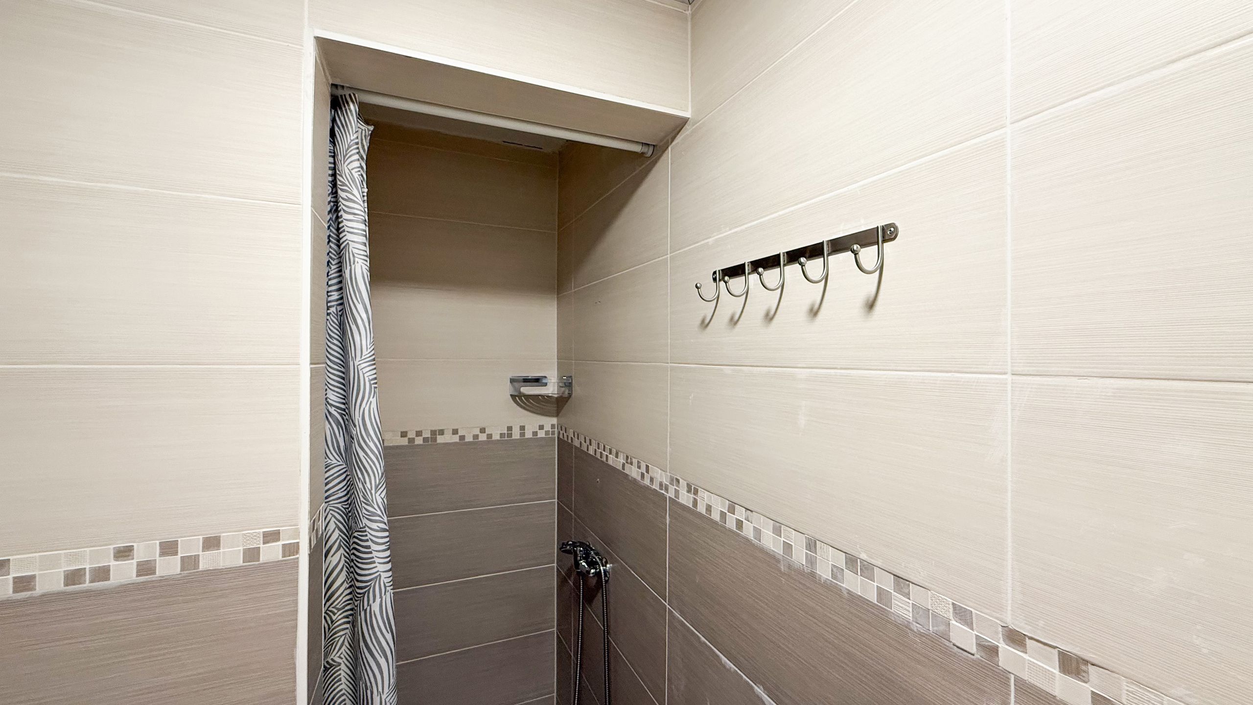 Instapklare woning met 4 slpks en veranda in Heusden EPC C! foto 33