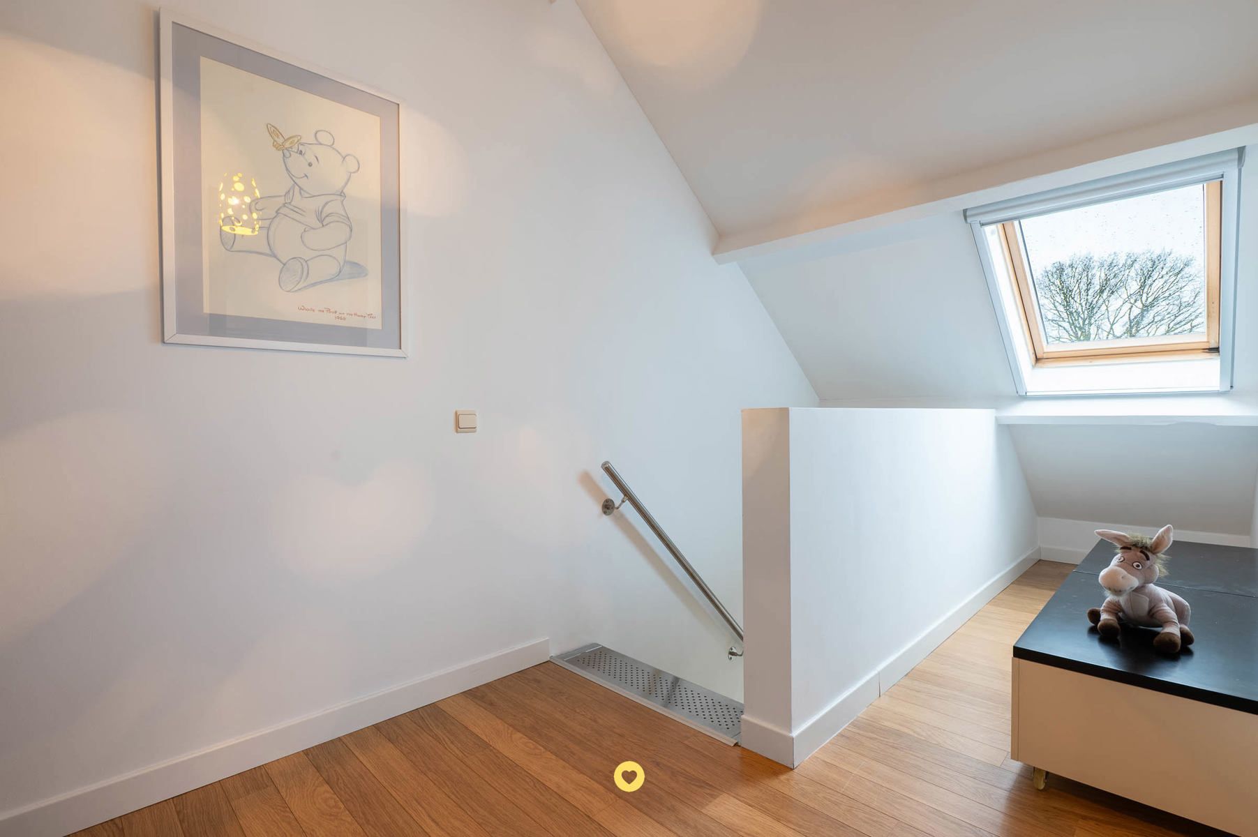 Rustig gelegen instapklare HOB met 4 SLK's, bureau en tuin foto 13