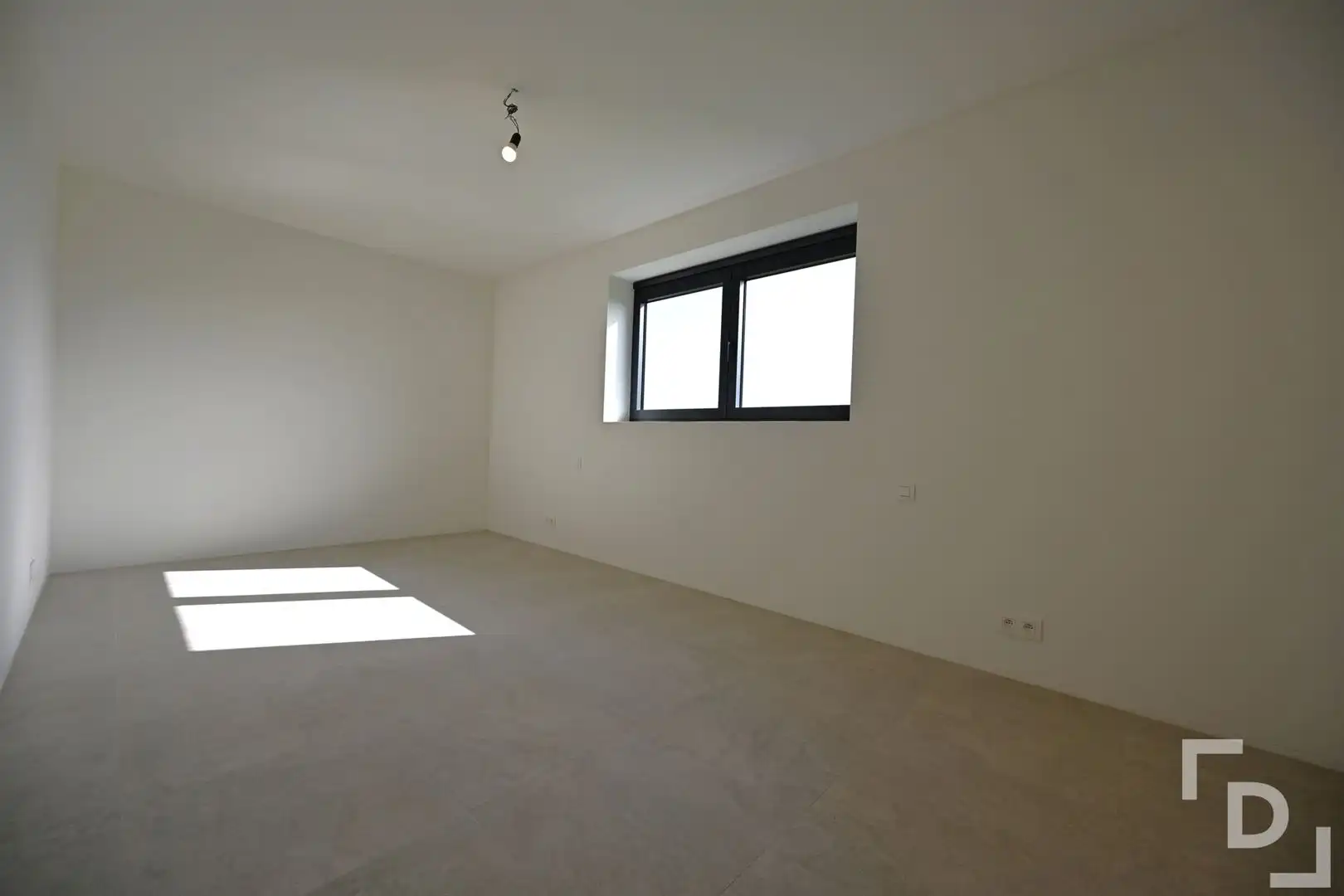 Nieuwbouw bel-etage met 4 slaapkamers en ruime tuin foto 14