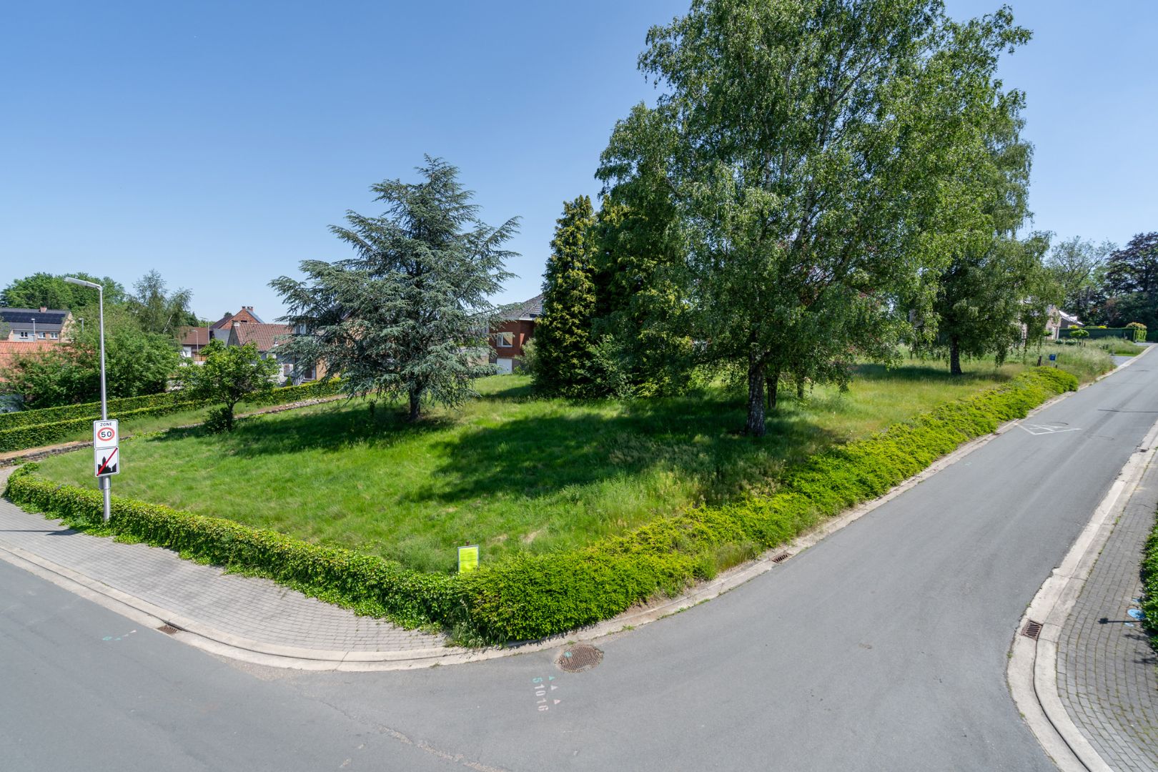 Perceel bouwgrond voor open bebouwing op 9a 37ca, zeer mooi en rustig gelegen op enkele minuutjes van het centrum foto 7