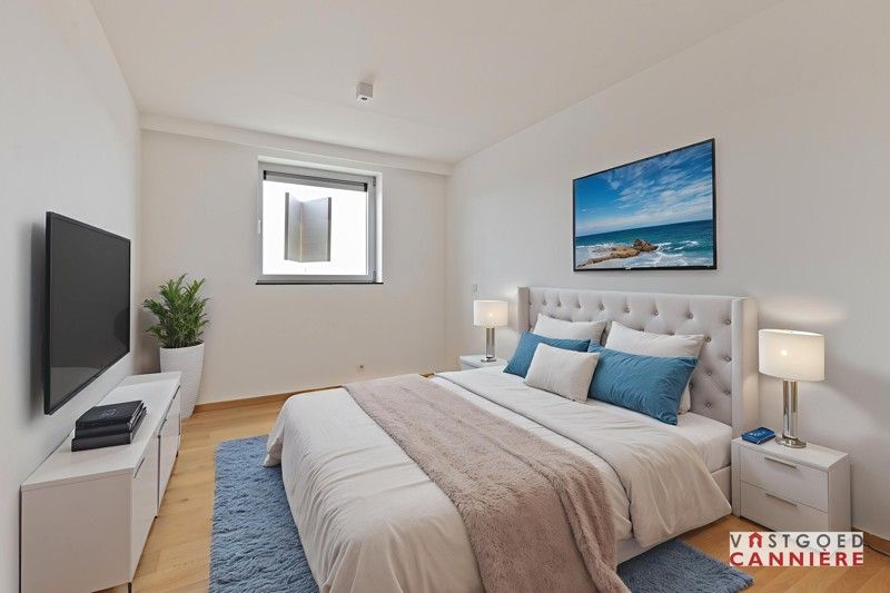 Gerenoveerd appartement met ondergrondse autostaanplaats TE KOOP in GENT! foto 13