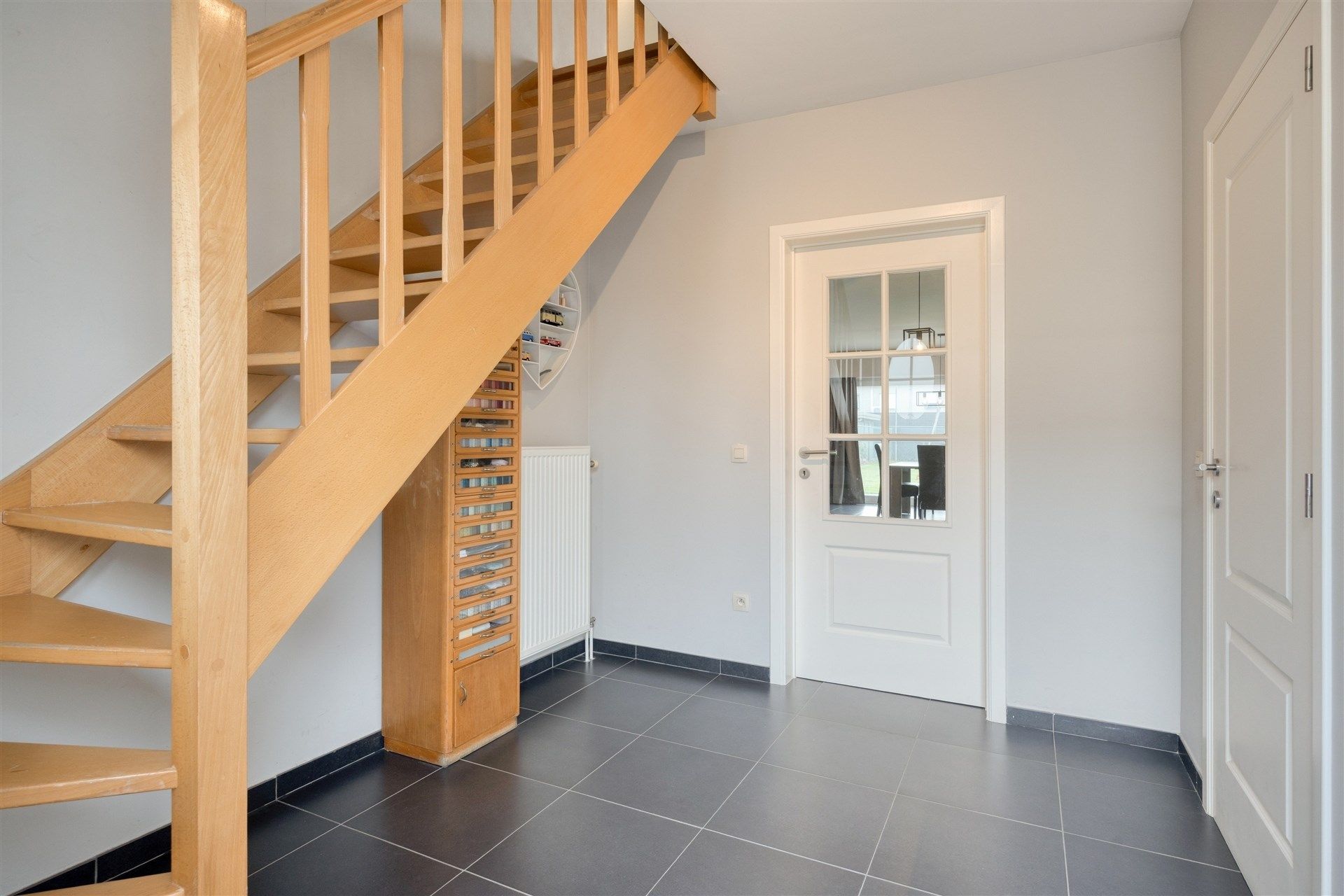 Stijlvol wonen in rustige wijk in Temse foto 4