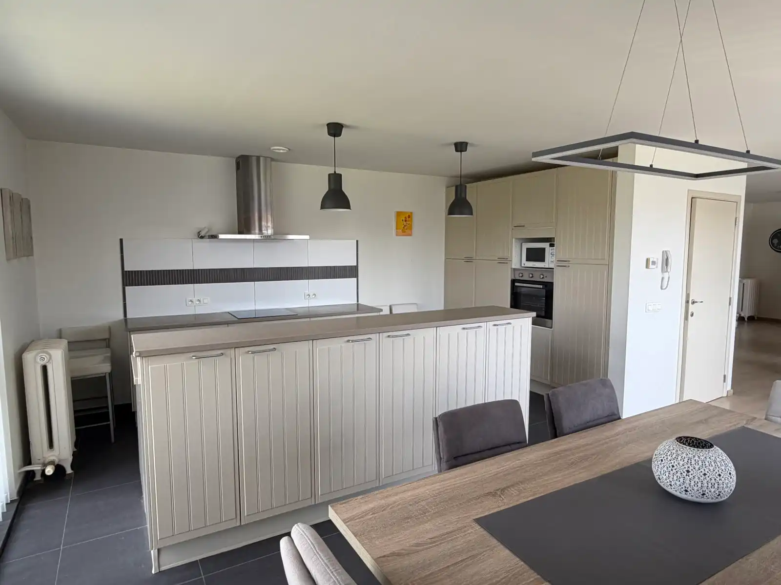 Recent duplexappartemnt met 2 slaapkamers rustig gelegen in dorpscentrum foto 3