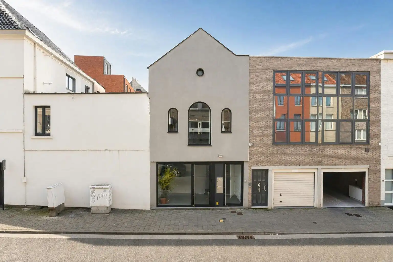 Karaktervolle en instapklare duplex badend in het licht foto 8