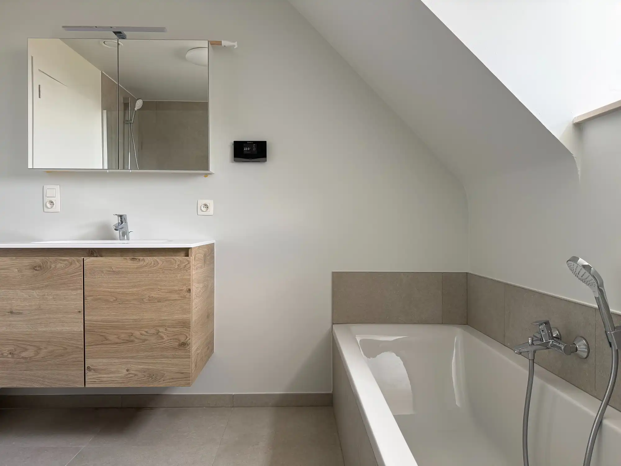 Nieuwgebouwde energiezuinige halfopen woning  | Ritsaard 28 foto 8