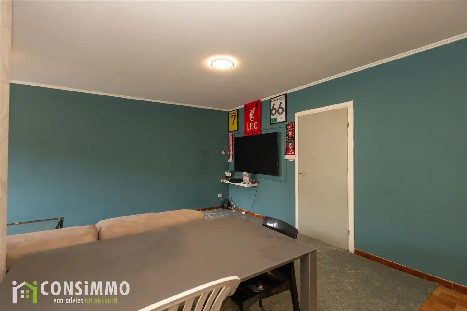 Appartement met ruim terras en 2 slaapkamers in het centrum van Genk foto 10