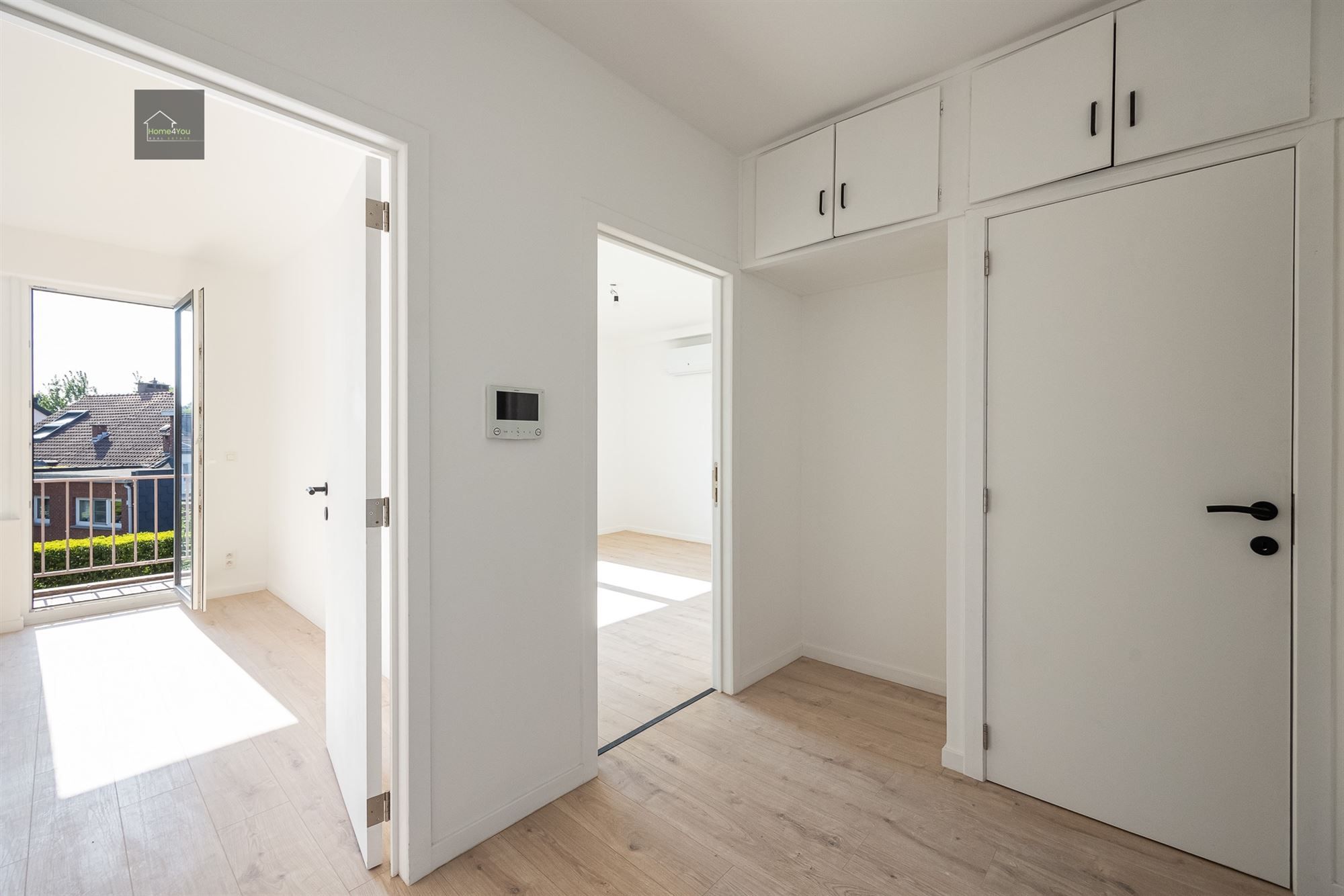 Gerenoveerd appartement met zonnepanelen in kleinschalige blok foto 5