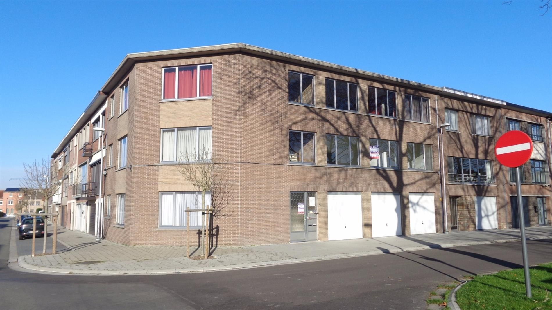 ()=>{if(producerUpdateValueVersion(node),producerAccessed(node),node.value===ERRORED)throw node.error;return node.value} Laurierstraat 19 -/2 - 3500 Hasselt