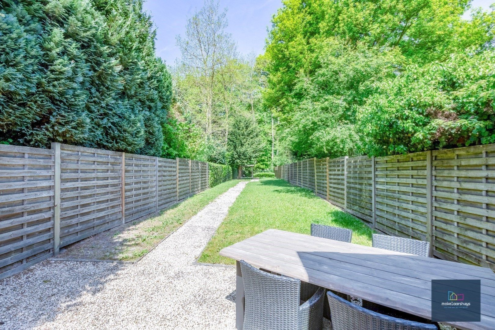 Halfopen bebouwing met zuidertuin en parkeergelegenheid nabij centrum Destelbergen foto 24