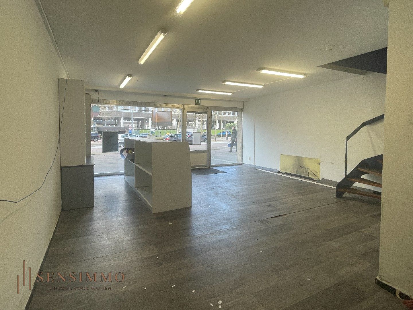 Twee eenheden bestaande uit appartement met duplex handelspand te centrum Genk! foto 17