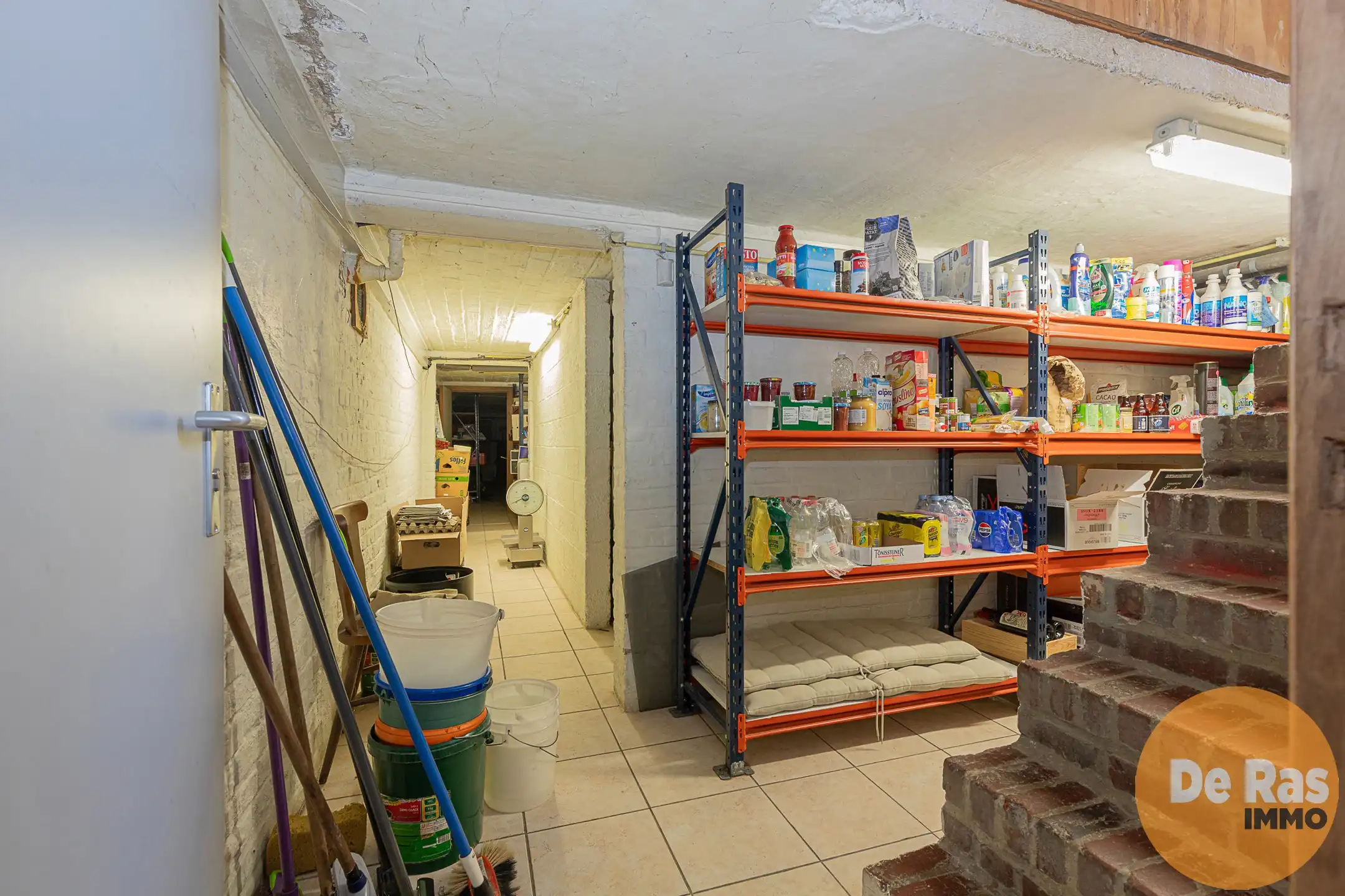 HERZELE – Multifunctionele loods met villa foto 17