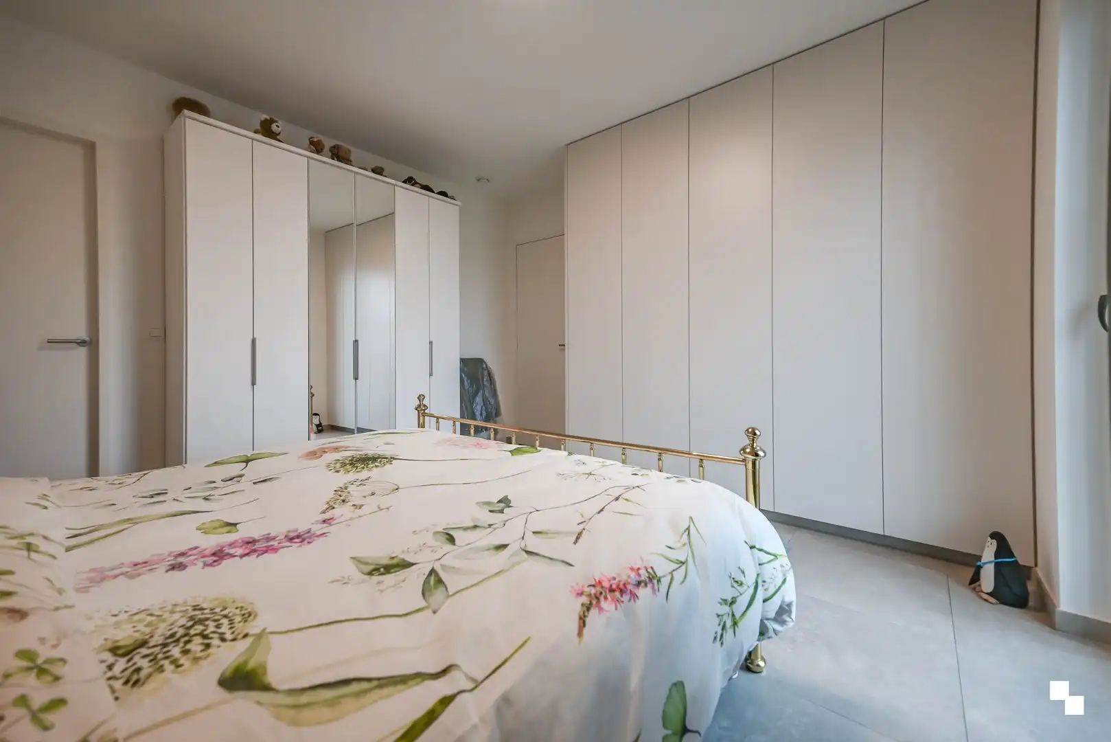 Uniek & bijna energieneutraal penthouse met riant terras te Bosmolens foto 17