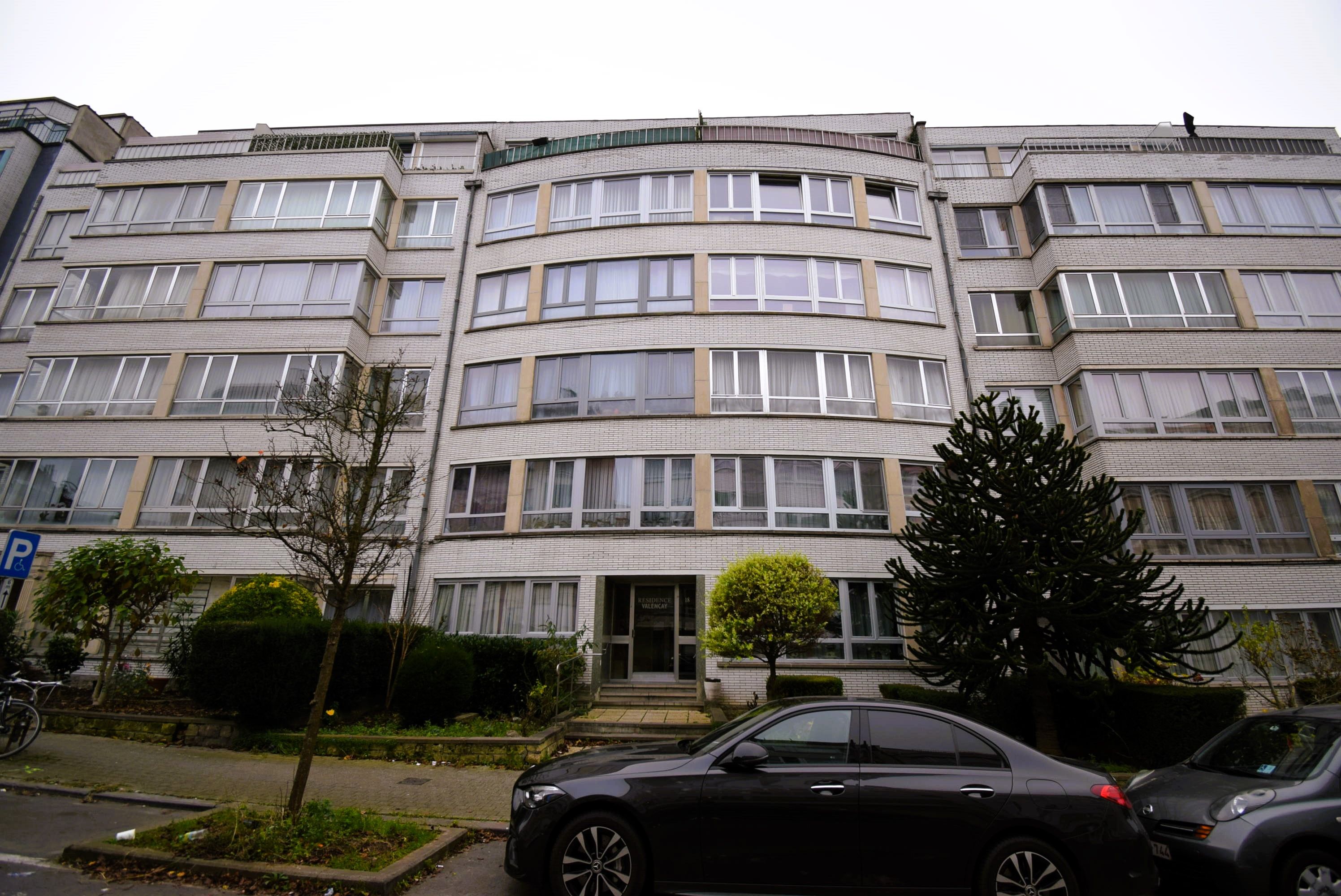 ()=>{if(producerUpdateValueVersion(node),producerAccessed(node),node.value===ERRORED)throw node.error;return node.value} Rue Martin Pfeiffer 18 - 1080 Molenbeek-Saint-Jean