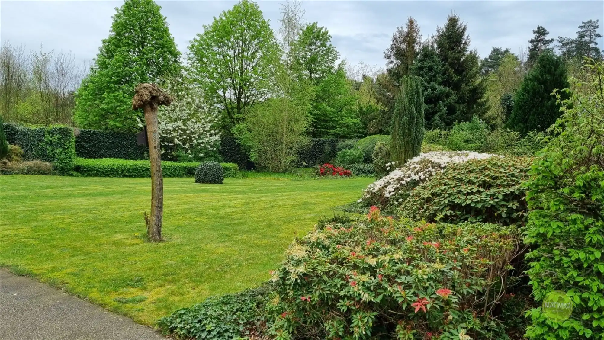 Rustig gelegen woning op een perceel van ruim 2.275 m2 foto 37