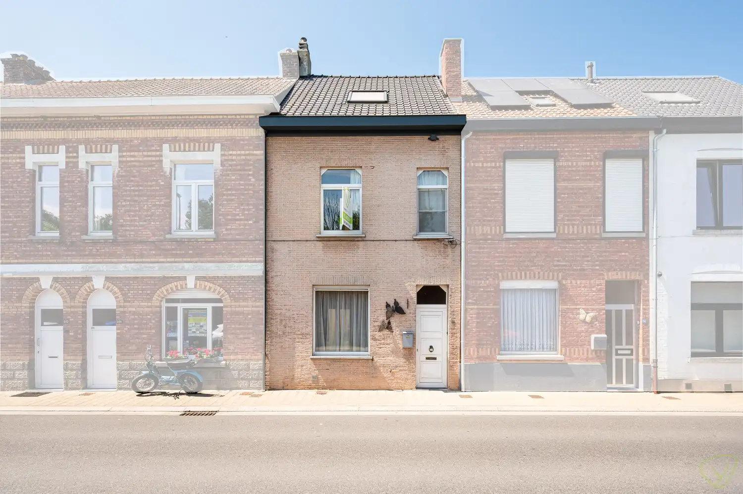 Ruime woning met potentieel en gunstige ligging te Eeklo foto 24