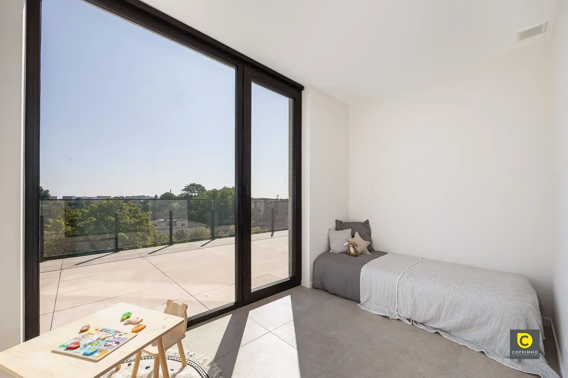 Luxueus nieuwbouw penthouse met giga terras foto 18