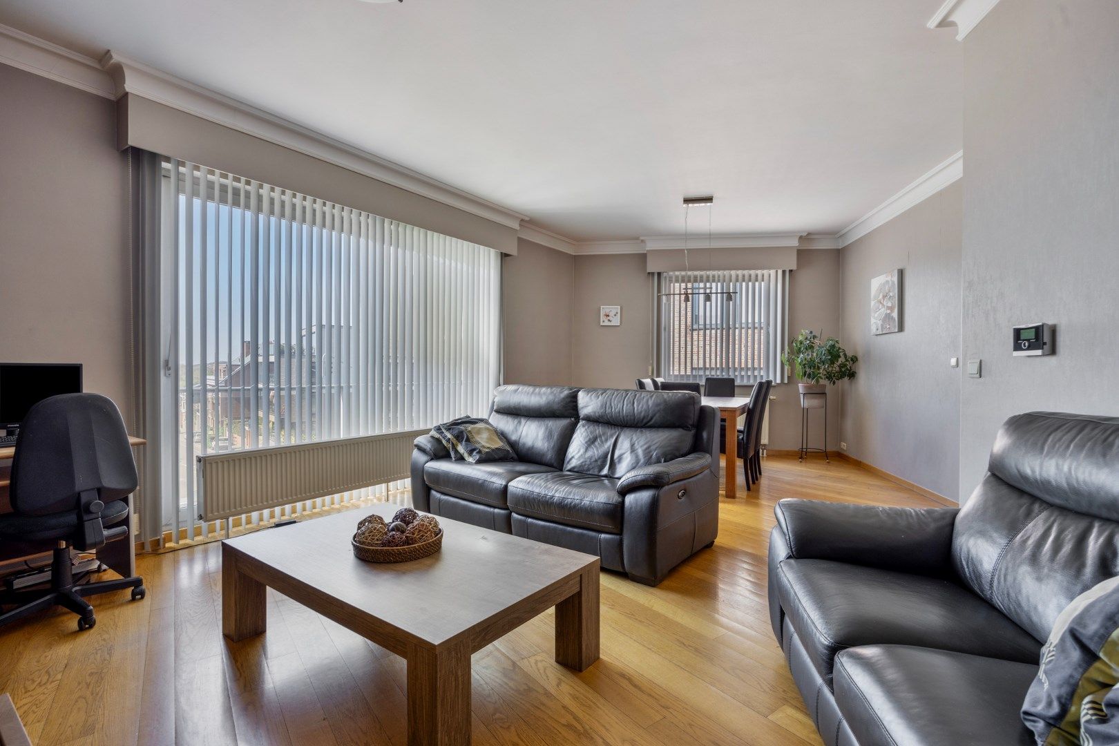 Ruim appartement met groot zonneterras in Tongeren - centrale ligging en open uitzicht foto 3