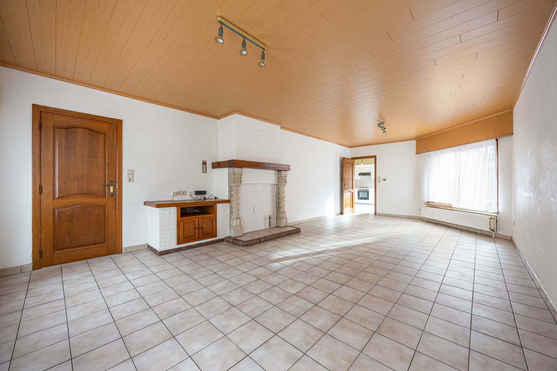 Verzorgde woning op toplocatie op 652m2 foto 5