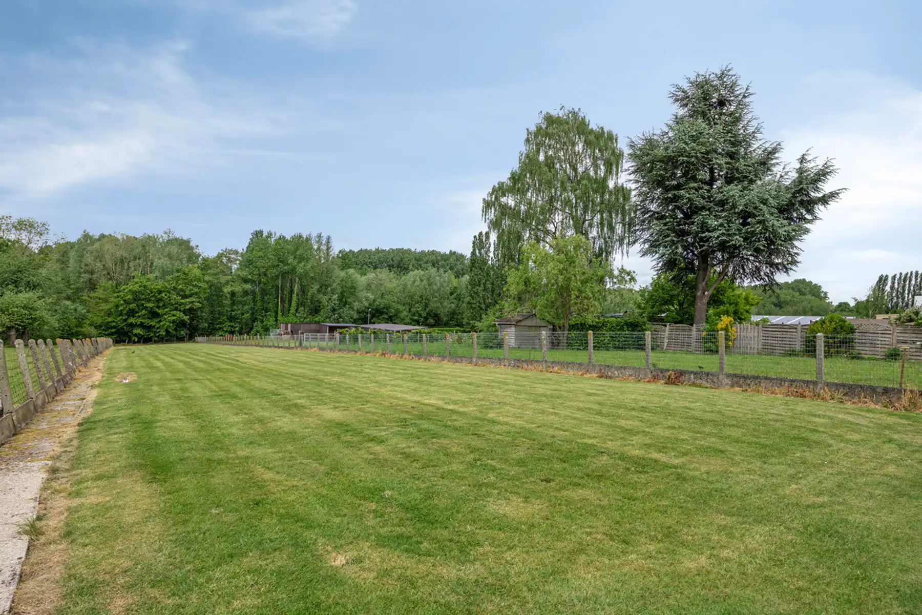 BOUWGROND van +/-2000m² voor open bebouwing - groene ligging foto 5