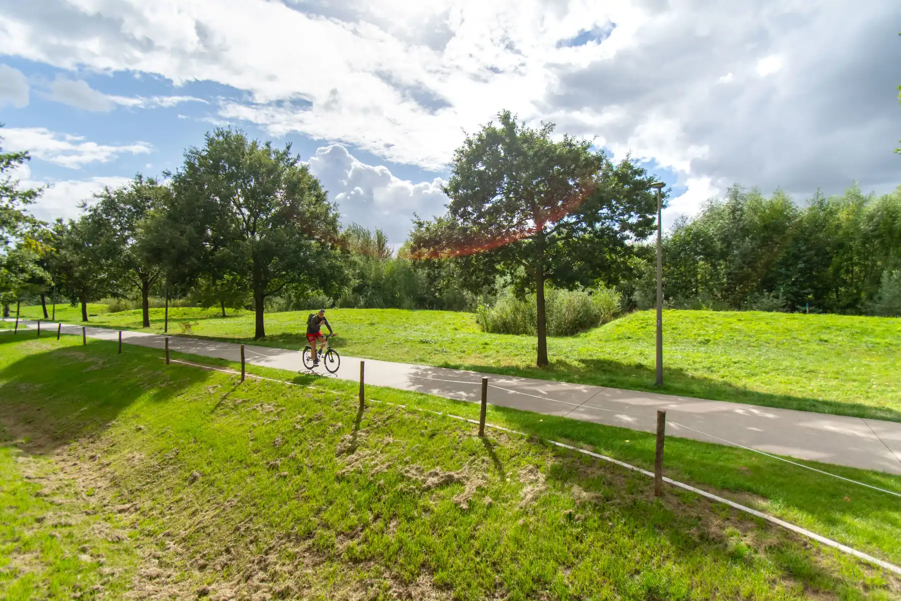 Rustig gemeubeld en comfortabel 1slpk appt. met mooi terras  foto 9