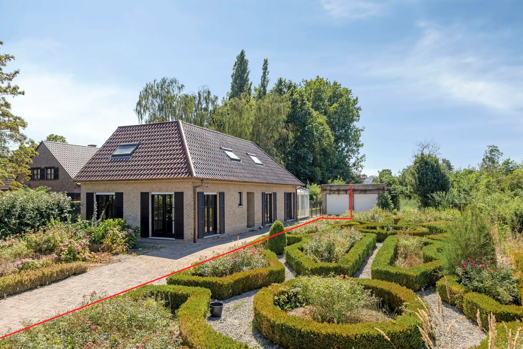 Landelijk gelegen woning met 6 slaapkamers op 12a 25ca foto 15