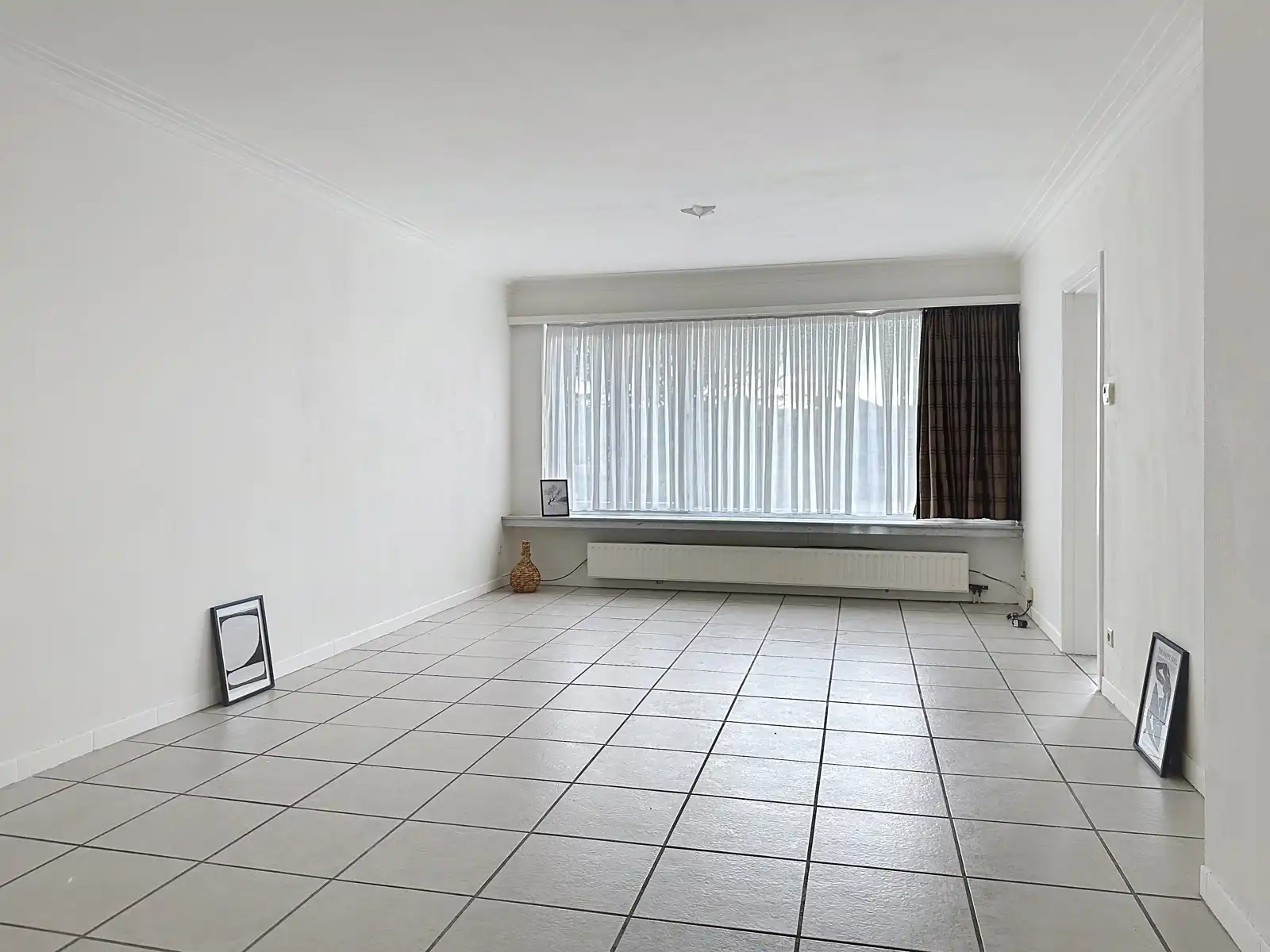 Centraal gelegen appartement met garage en staanplaats foto 3