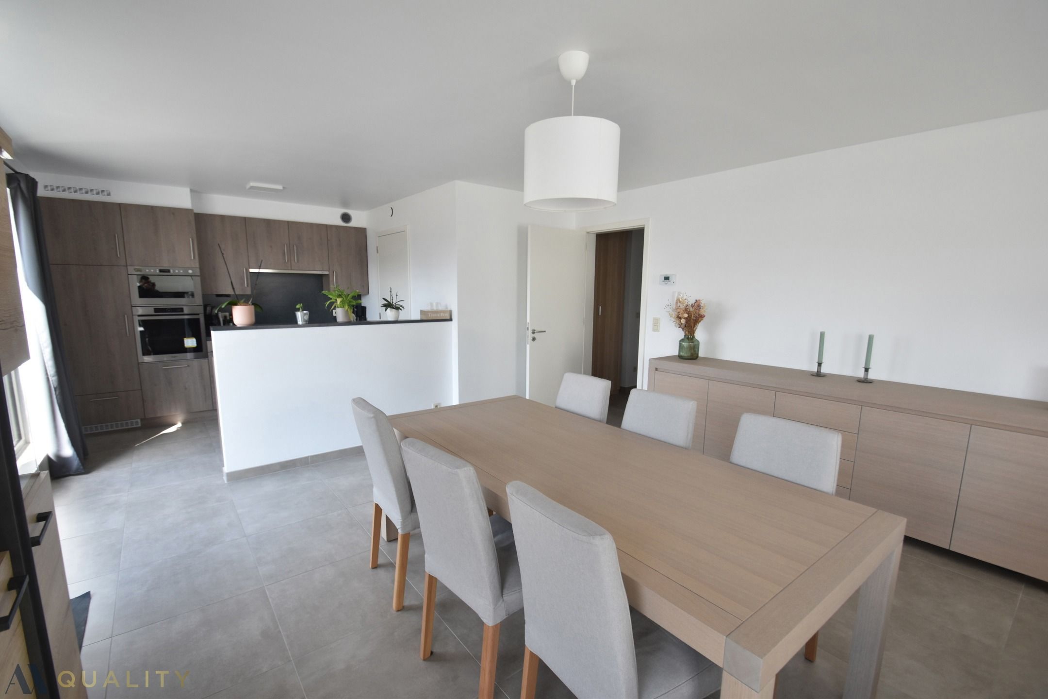 Modern 3 slpk.-appartement met groot terras, autostplts en  lift. Vrij vnf 01/01/'26 foto 11